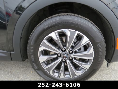 Used 2025 Buick Envision Preferred AWD/4WD image 10