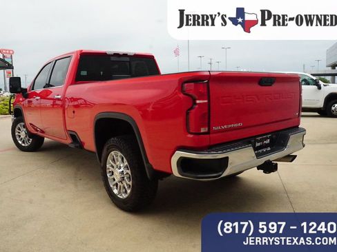 Used 2024 Chevrolet Silverado 3500 LTZ w/ LTZ Convenience Package AWD/4WD image 2