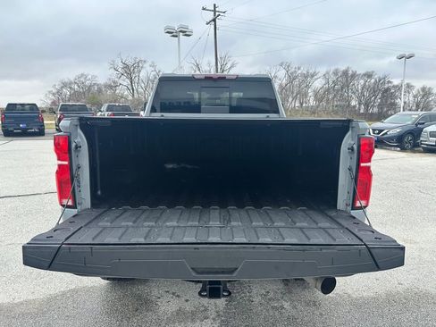 Used 2025 Chevrolet Silverado 2500 ZR2 image 4