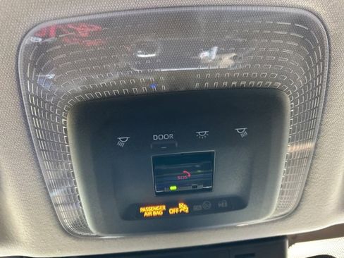 Certified 2023 Toyota Prius XLE image 14