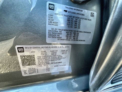 Used 2023 GMC Sierra 1500 SLT w/ SLT Premium Package image 28