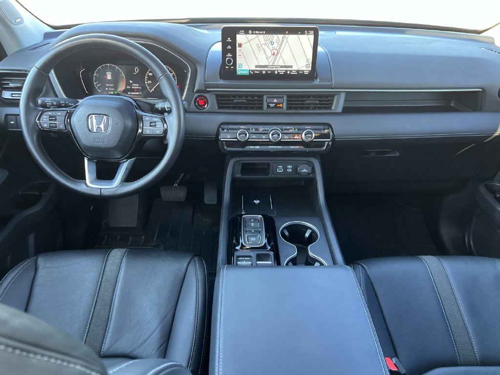 Used 2023 Honda Pilot Touring image 17