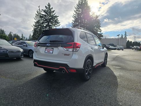Used 2022 Subaru Forester Sport image 7