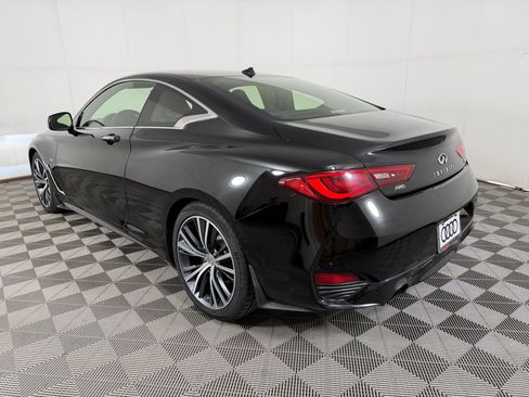 Used 2017 INFINITI Q60 3.0t w/ Premium Plus Package 3.0T AWD/4WD image 3