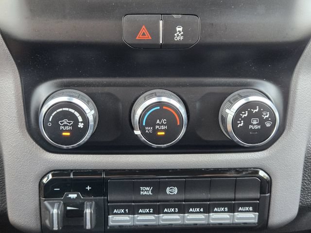 Used 2024 RAM 3500 SLT w/ Quick Order Package 2YG SLT AWD/4WD image 21
