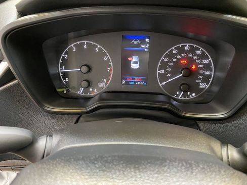Used 2024 Toyota Corolla LE FWD image 33