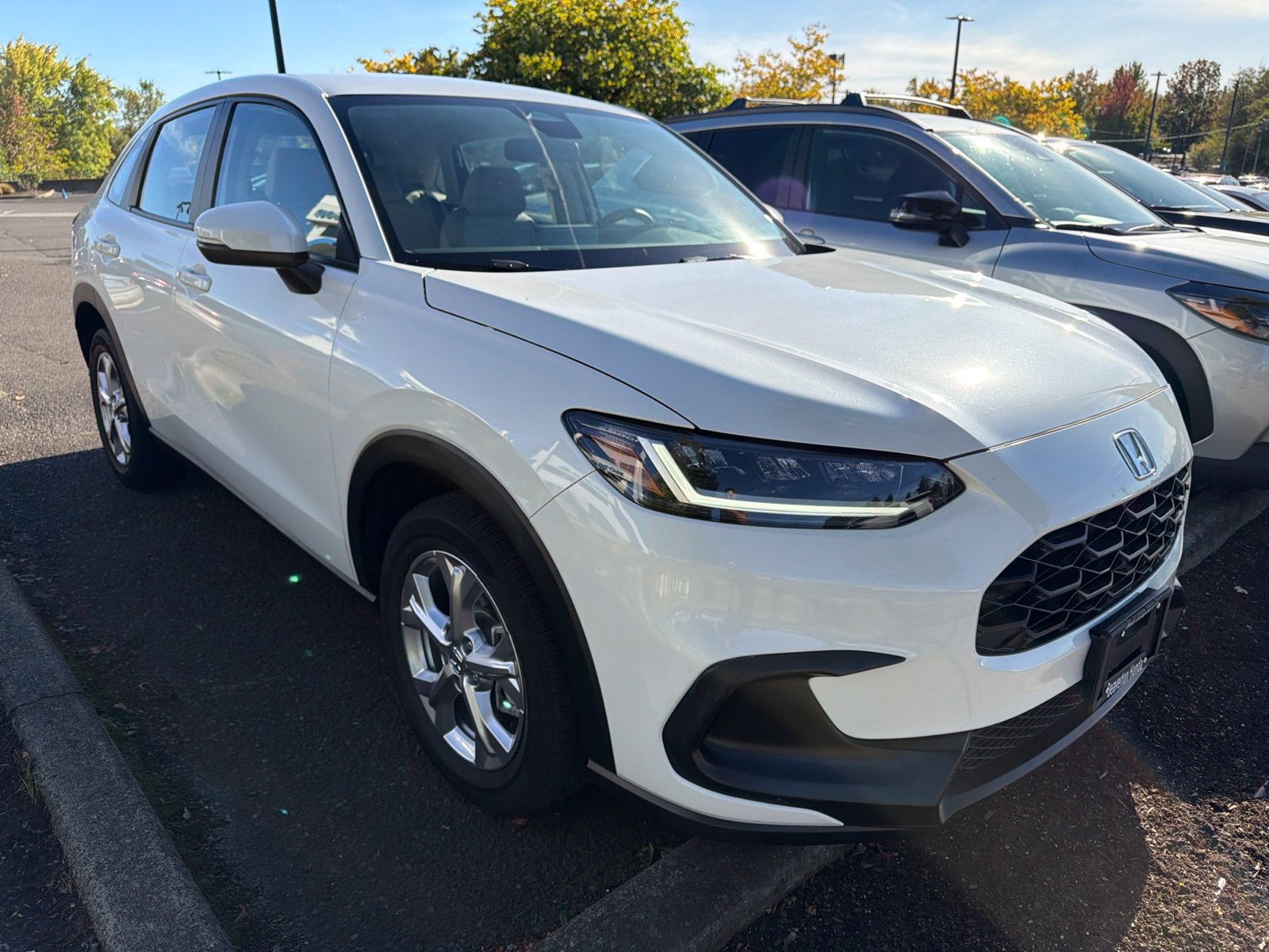 Used 2024 Honda HR-V LX image 3