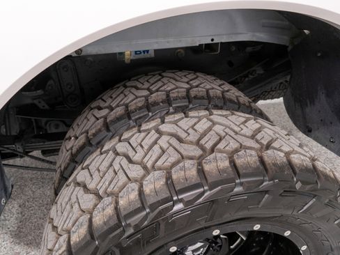 Used 2019 Ford F350 Lariat w/ Lariat Ultimate Package image 11