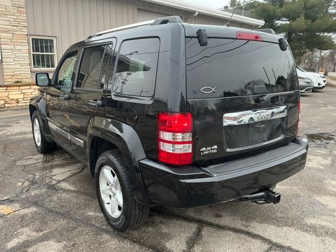 Used 2012 Jeep Liberty Limited image 5