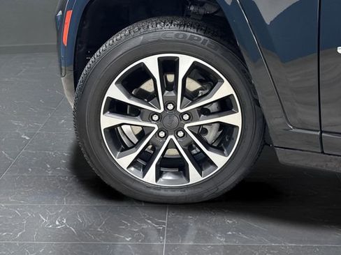 Used 2022 Jeep Grand Cherokee L Overland w/ Luxury Tech Group IV image 42