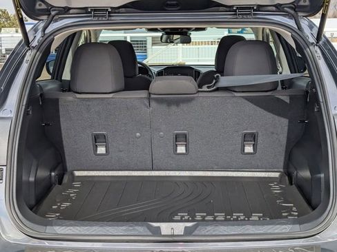 Used 2024 Subaru Crosstrek 2.0i image 17