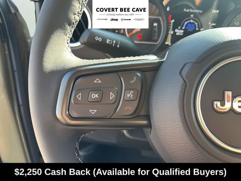 New 2025 Jeep Gladiator Sport image 31