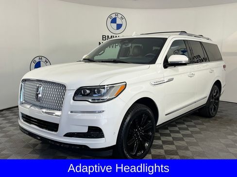 Used 2023 Lincoln Navigator Reserve AWD/4WD image 7