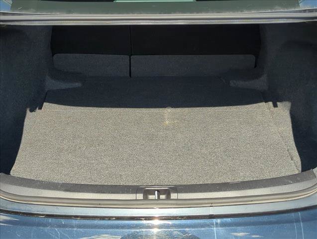 Used 2025 Toyota Corolla LE FWD image 2