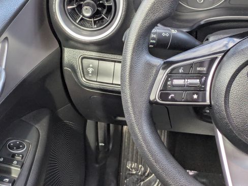 Used 2024 Kia Forte LXS FWD image 22