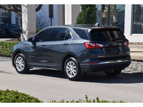 Used 2020 Chevrolet Equinox LT w/ Driver Convenience Package image 6