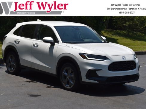 Used 2026 Honda HR-V LX image 1