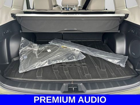 Used 2020 Subaru Forester Limited w/ Popular Package #3 image 11