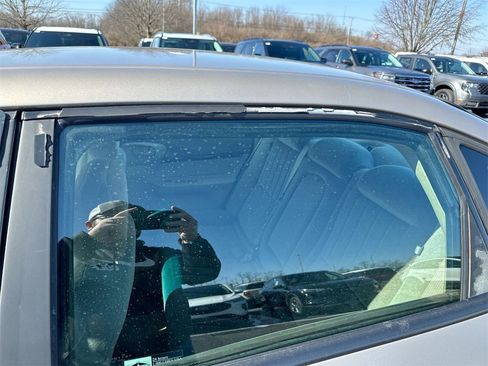 Used 2003 Chevrolet Impala w/ Preferred Equipment Group image 27