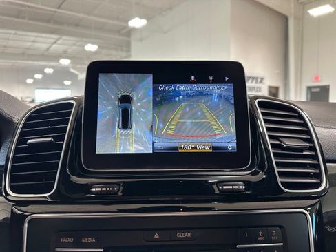 Used 2019 Mercedes-Benz GLS 550 4MATIC image 30