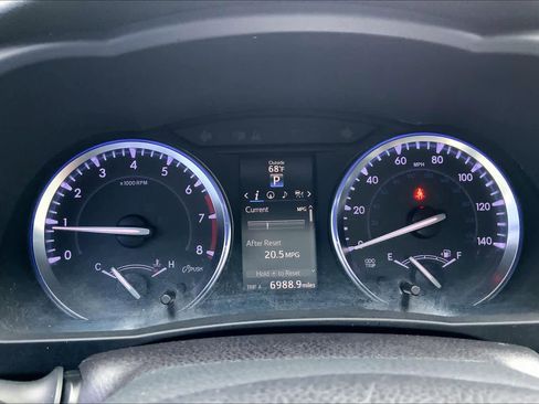 Used 2014 Toyota Highlander Limited Platinum FWD image 25