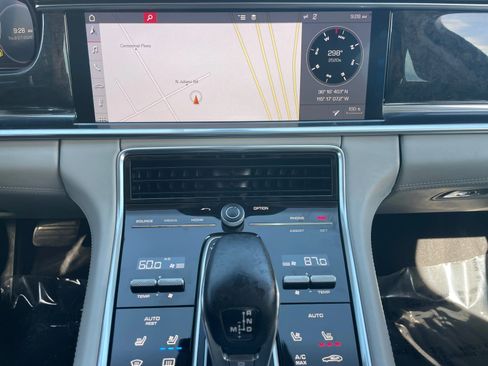 Used 2018 Porsche Panamera 4 Executive AWD/4WD image 15