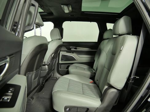 Used 2024 Kia Telluride SX Prestige X-Line AWD/4WD image 18