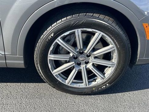 Used 2018 Audi Q7 3.0T Prestige w/ Prestige Package image 36