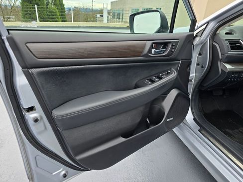 Used 2016 Subaru Legacy 2.5i Limited image 19