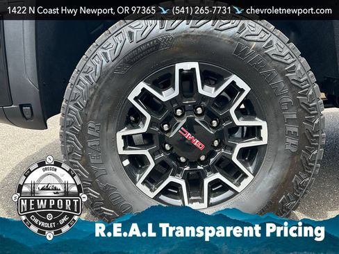 New 2026 GMC Sierra 2500 AT4X AWD/4WD image 9