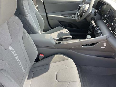 New 2026 Hyundai Elantra SE FWD image 26
