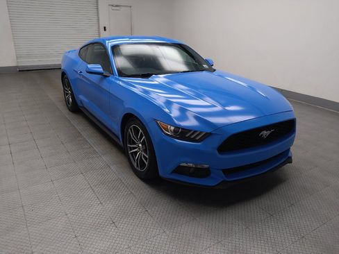 Used 2017 Ford Mustang Premium RWD image 13