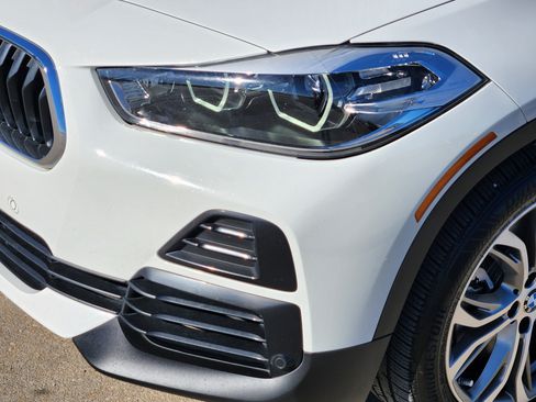 Used 2022 BMW X2 sDrive28i w/ Convenience Package image 9