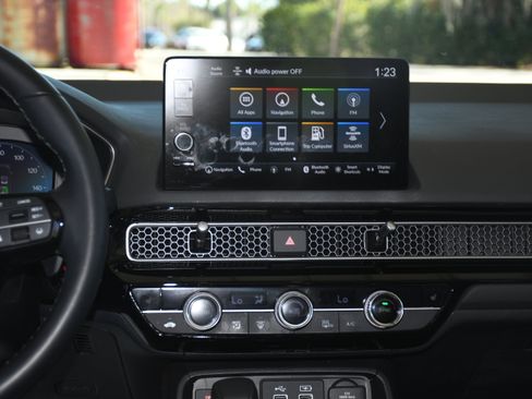 Used 2024 Honda Civic Touring image 17