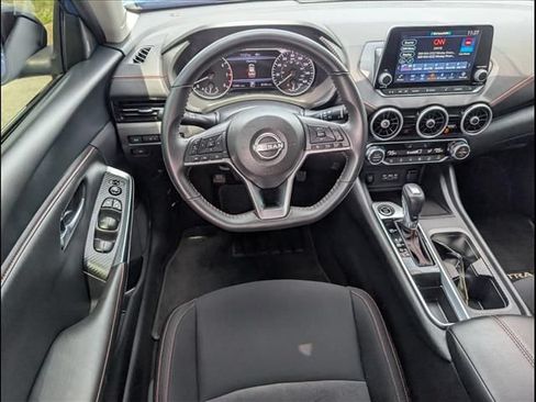 Used 2024 Nissan Sentra SR FWD image 8