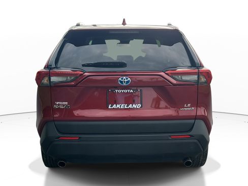 Certified 2024 Toyota RAV4 LE AWD/4WD image 6