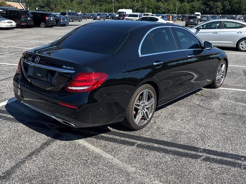Used 2019 Mercedes-Benz E 300 4MATIC w/ Premium 1 Package image 5