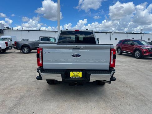 New 2026 Ford F350 Lariat RWD image 4