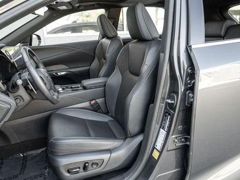 Used 2024 Lexus RX 350 Premium w/ Convenience Package image 11