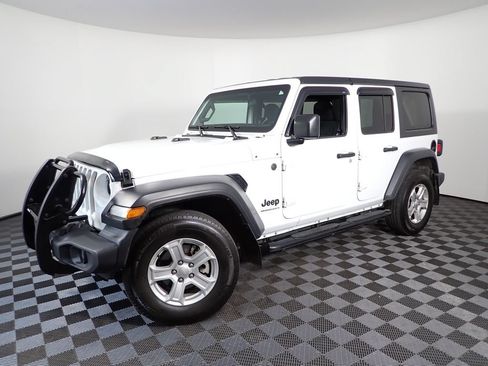 Used 2023 Jeep Wrangler Unlimited Sport AWD/4WD image 9