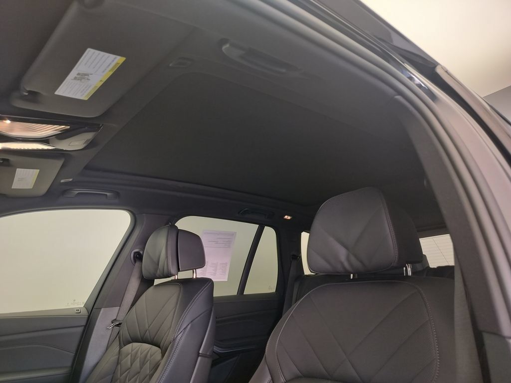Certified 2026 BMW X5 M60i AWD/4WD image 10