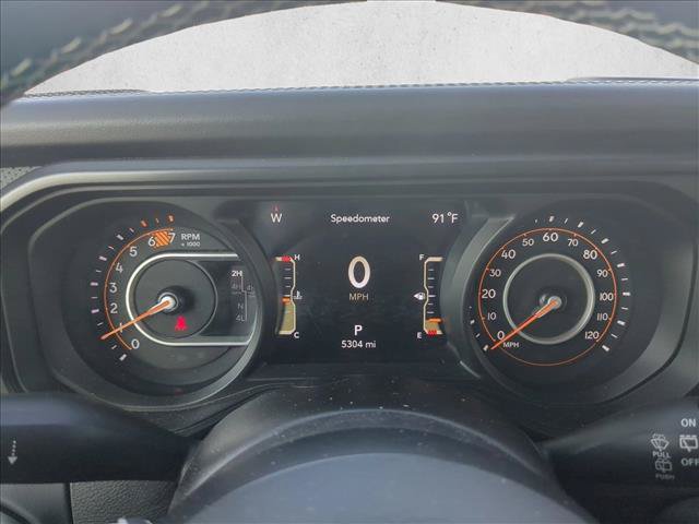 Used 2025 Jeep Wrangler Unlimited Rubicon AWD/4WD image 11
