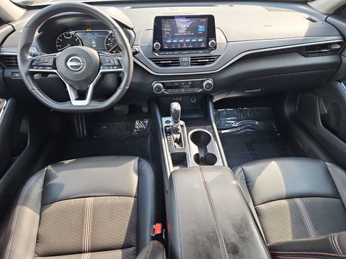 Used 2024 Nissan Altima 2.5 SR image 10