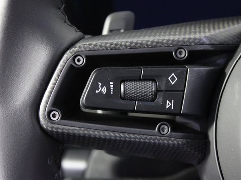 Used 2025 Porsche 911 Carrera 4 GTS image 25