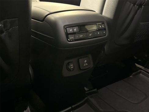 Used 2025 Hyundai Palisade Calligraphy AWD/4WD image 37