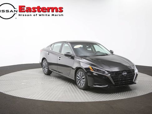 Used 2023 Nissan Altima 2.5 SV FWD image 49
