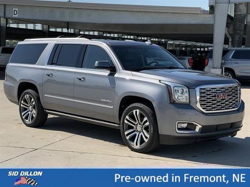 Used 2018 GMC Yukon XL Denali w/ Denali Ultimate Package AWD/4WD image 2