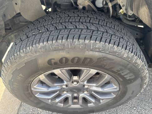 Used 2021 Ford Ranger XLT w/ Equipment Group 301A Mid RWD image 8