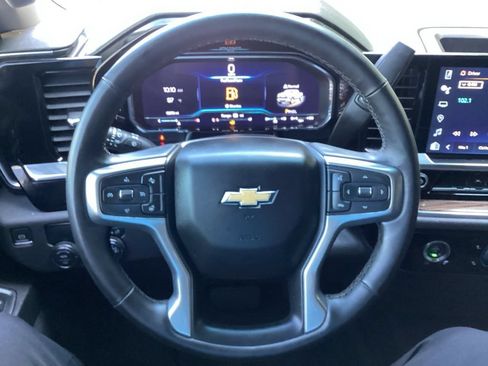 Used 2023 Chevrolet Silverado 1500 LT RWD image 53