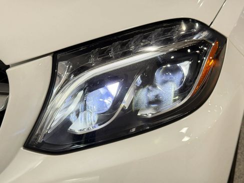 Used 2018 Mercedes-Benz GLS 450 4MATIC w/ Premium Package image 82